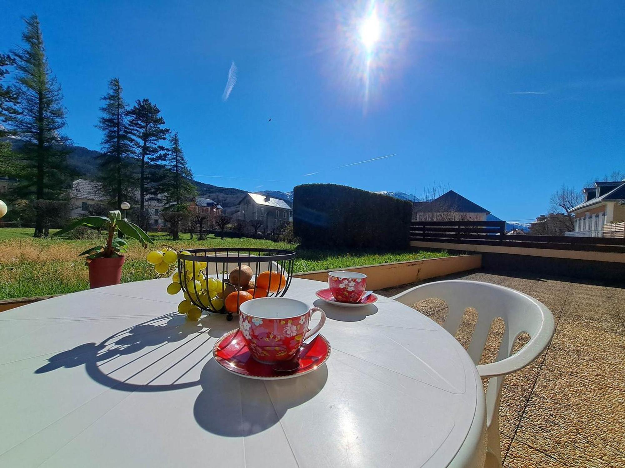 Апартаменти T2 Centre Barcelonnette Avec Garage, Terrasse Et Parc Prive - Fr-1-165A-101 Екстер'єр фото